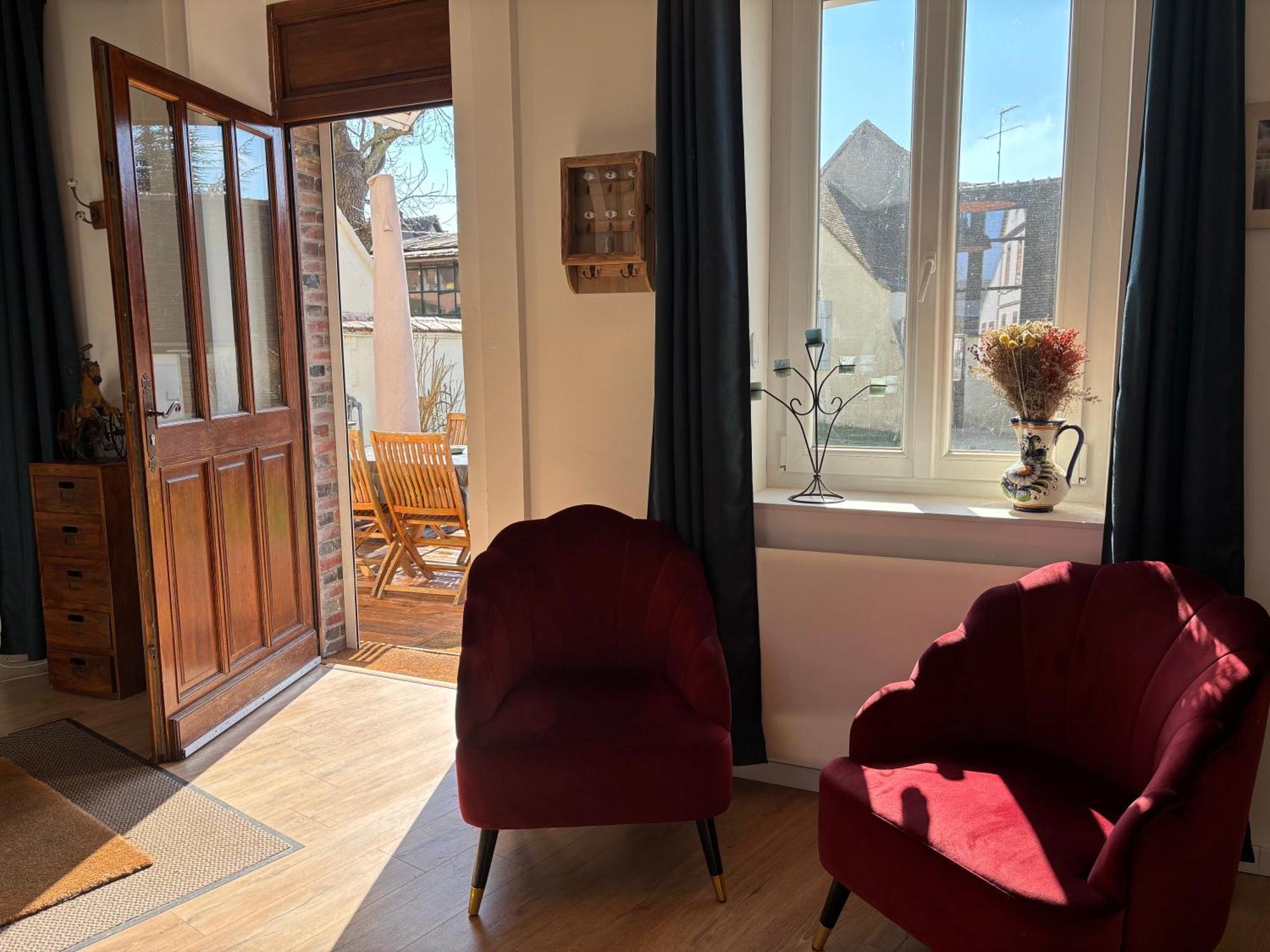 Villa Fontaine Avec Piscine Interieur Chauffee-Maison De Campagne Familiale -Ideal Vacances Ou Sejour Professionnel -3 Chambres-Bureau Separe -Lit Bebe - Parking Facile & Gratuit Εξωτερικό φωτογραφία